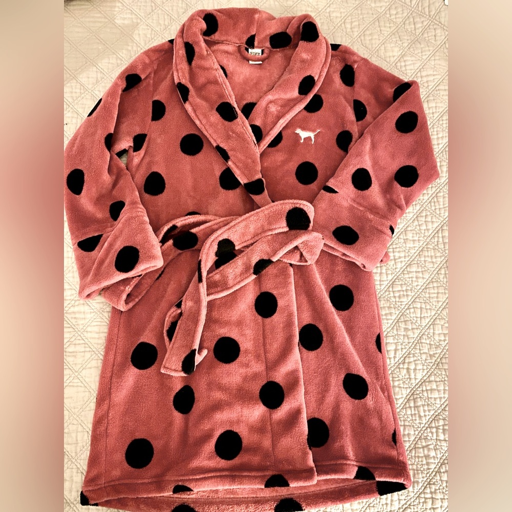 Victoria’s Secret Pink Plush Robe XS/S